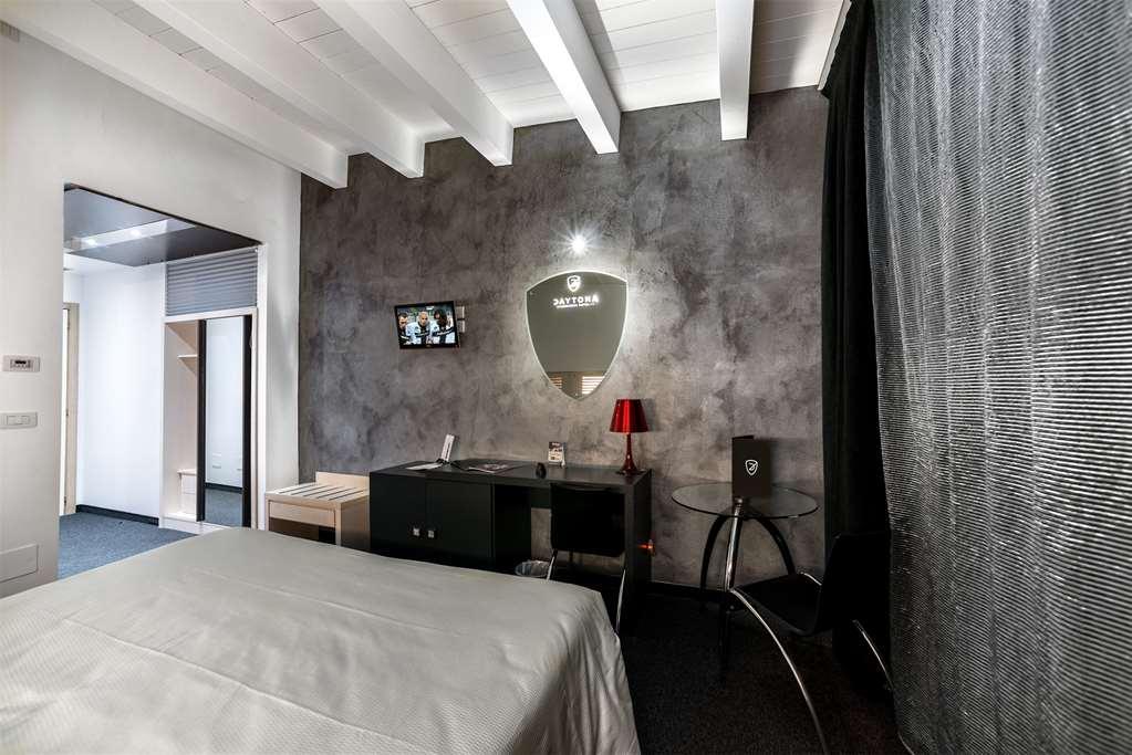 Daytona Business Hotel Collecchio Δωμάτιο φωτογραφία